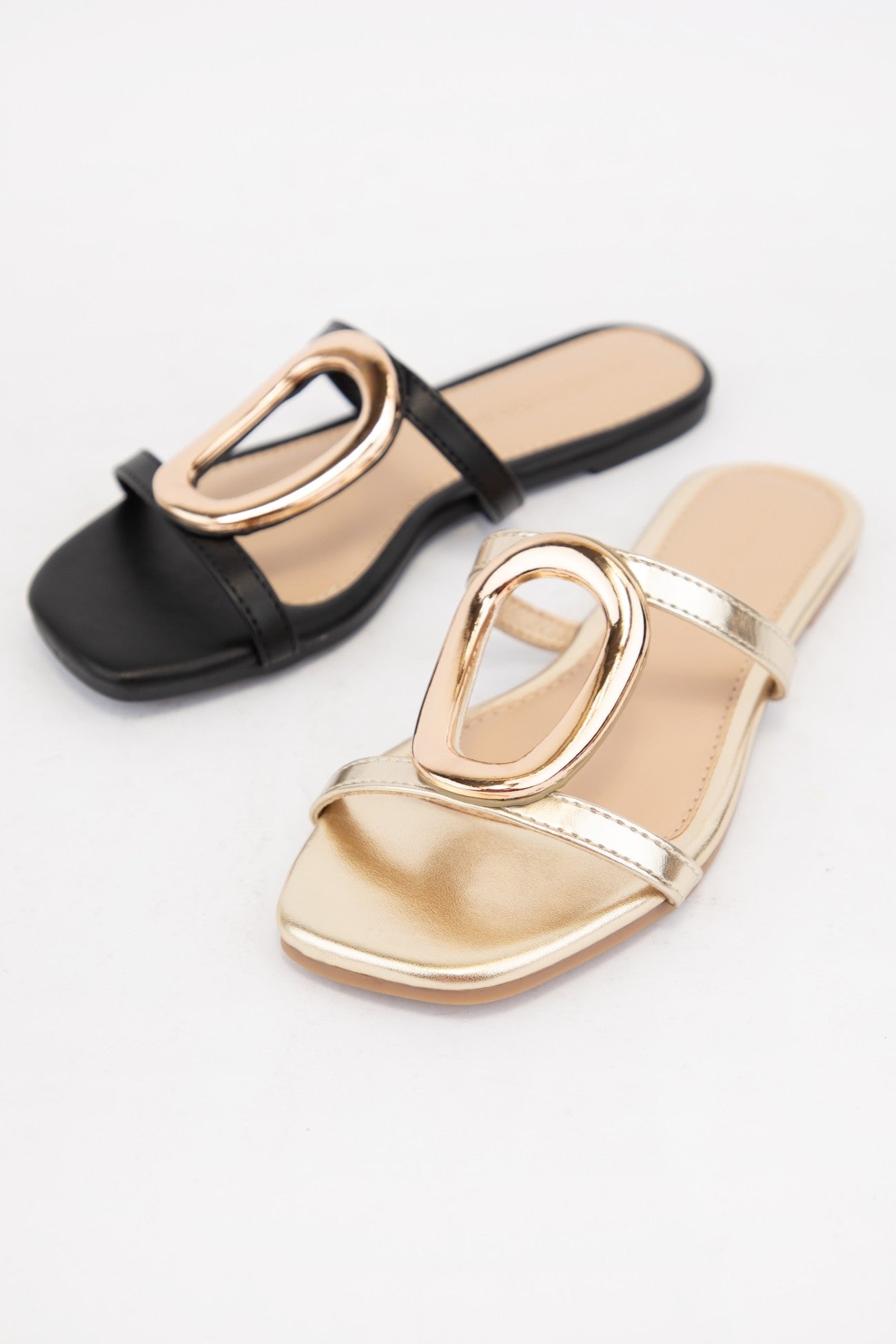 Barsa-01 Sandal - Gold
