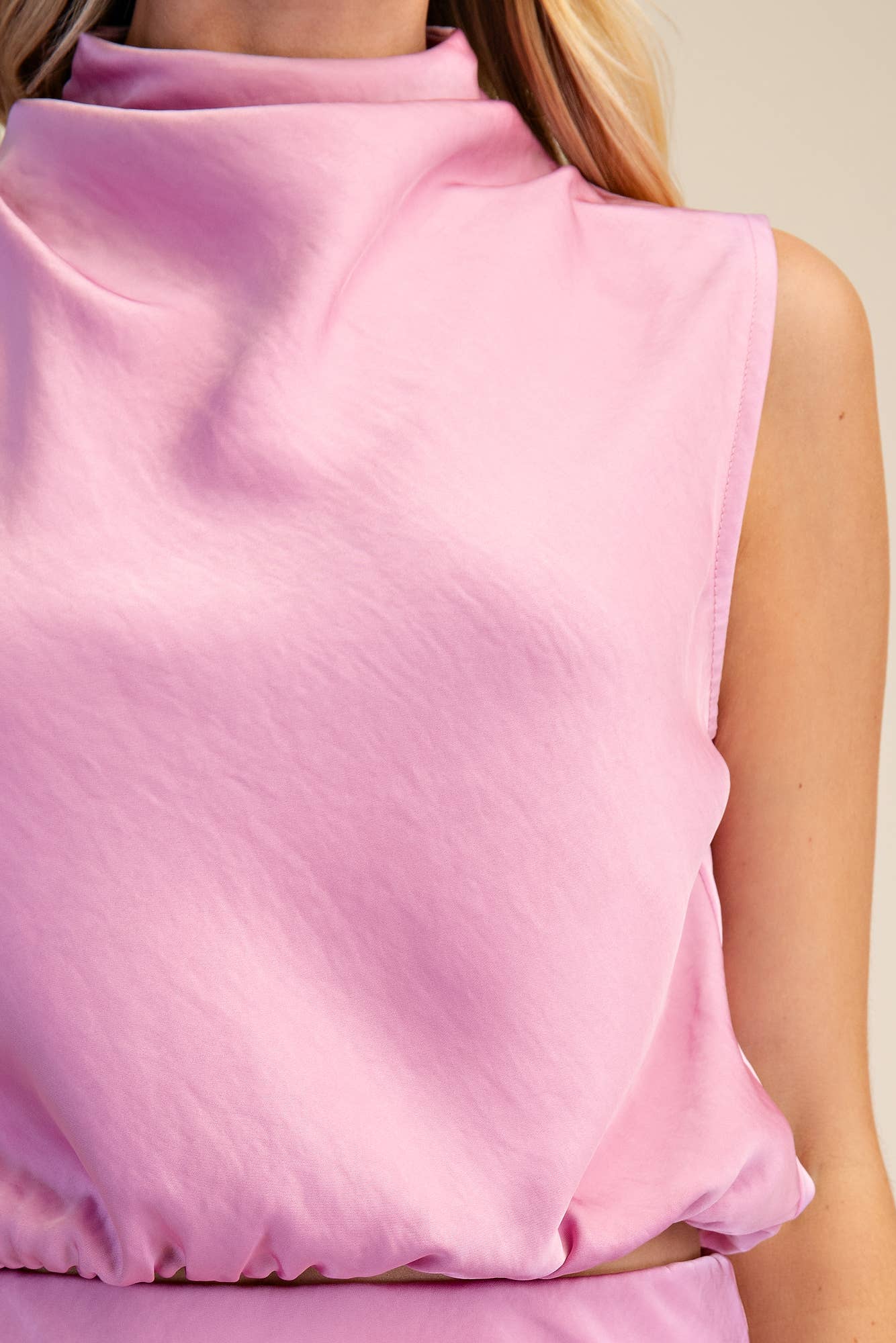 Heart Eyes Draping High-Neck Sleeveless Top - Pink