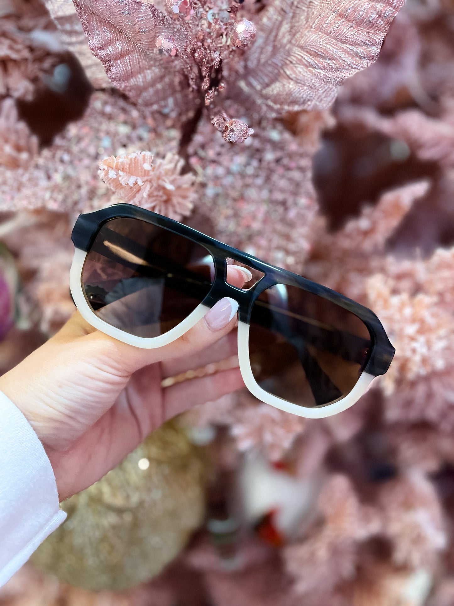 Two Tone Retro Frame Polarized Sunglasses