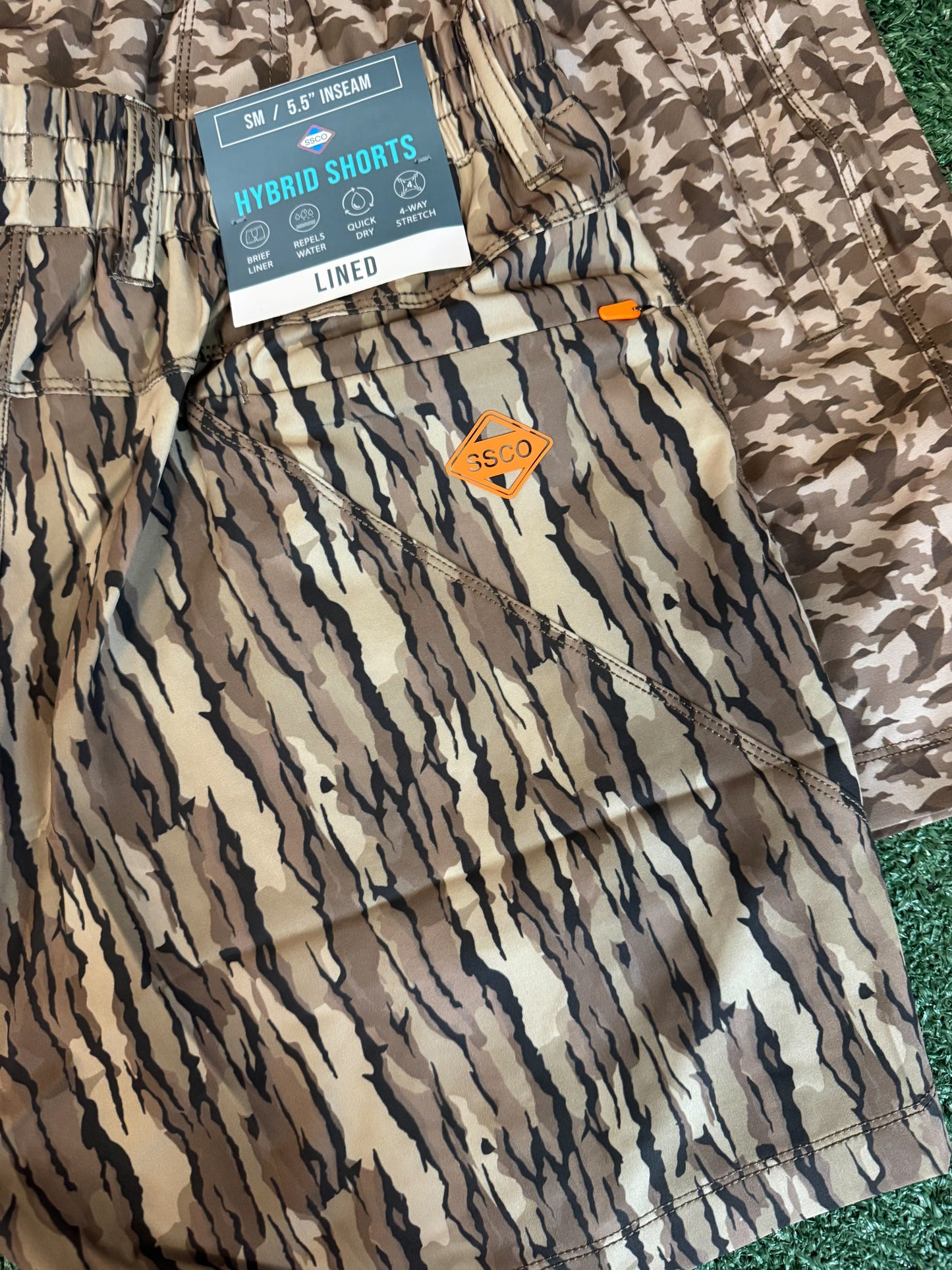 SSCO Everyday Hybrid Shorts (5.5" Inseam) - Barkline