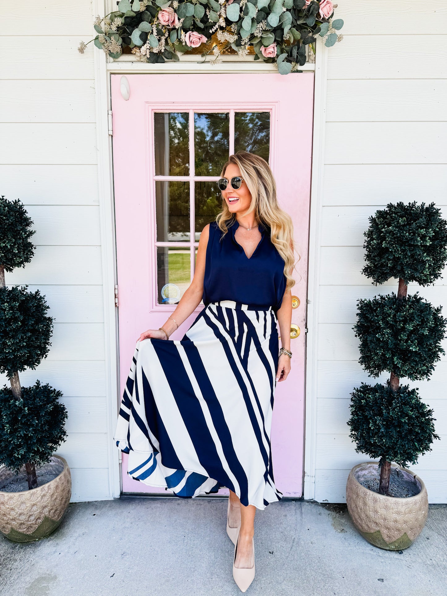 Business Casual Silk Pleated Sleeveless Top - Navy