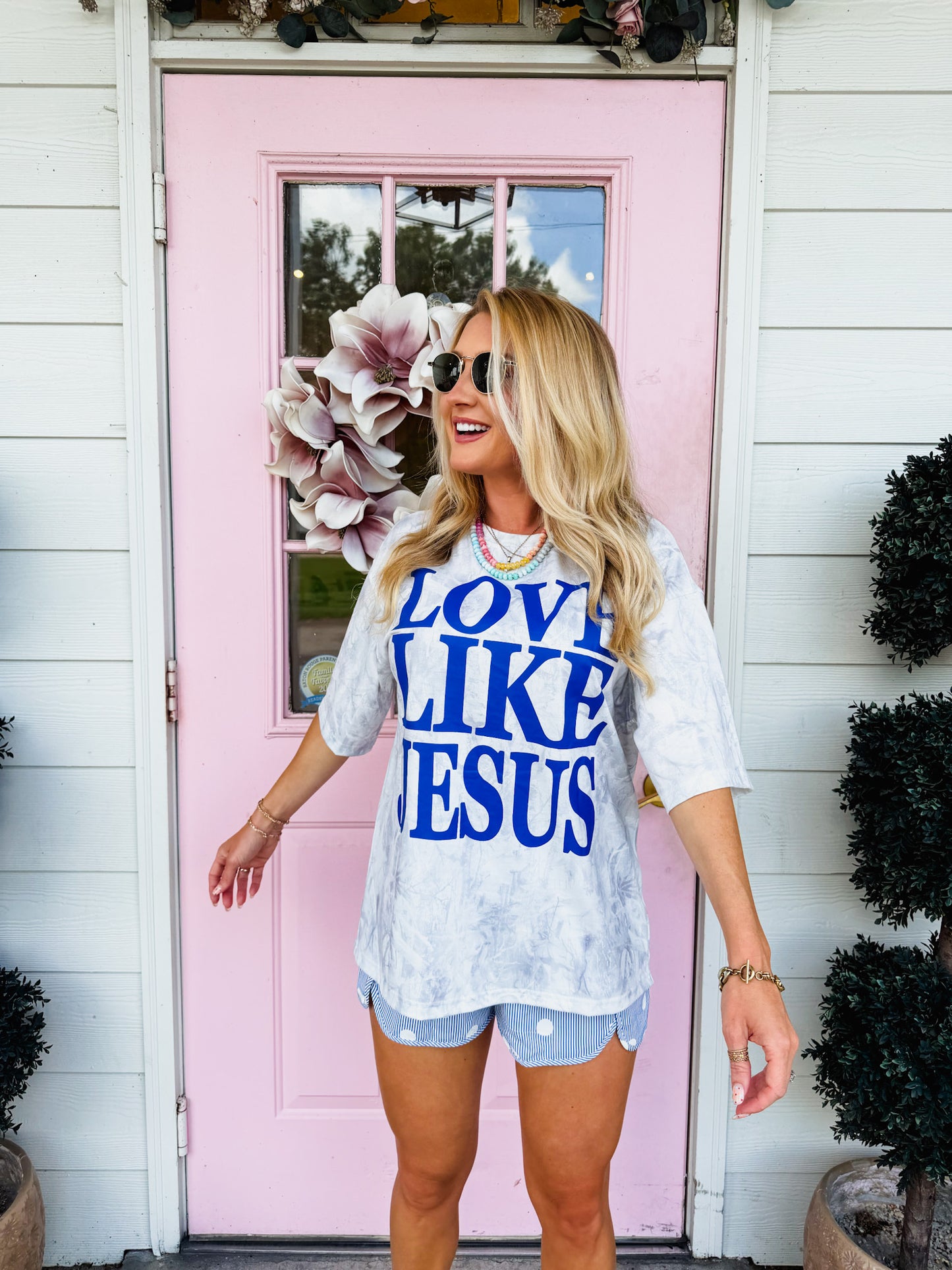 Love Like Jesus Camo Tee - Grey