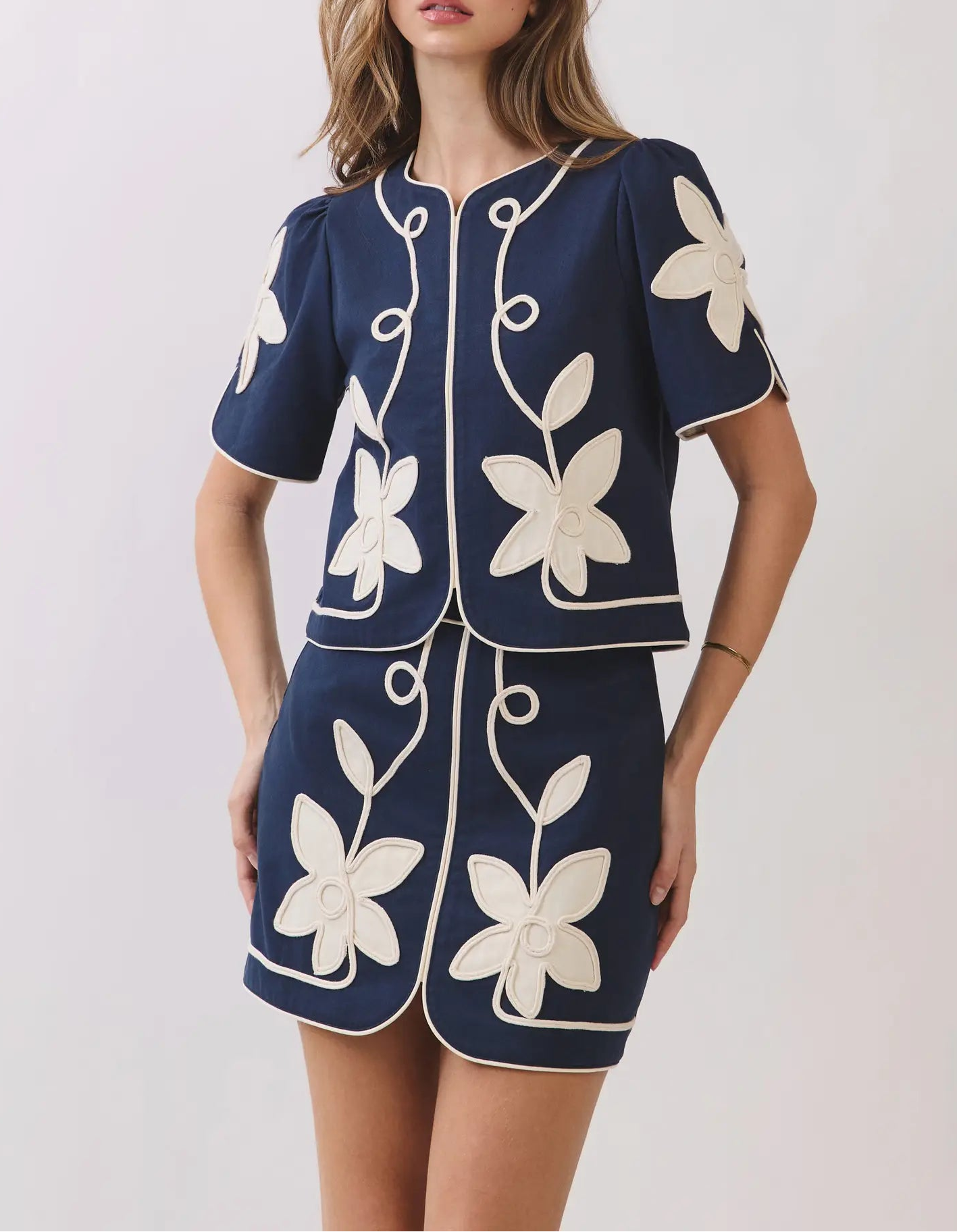 One More Floral Applique Front Slit Mini Skirt - Navy