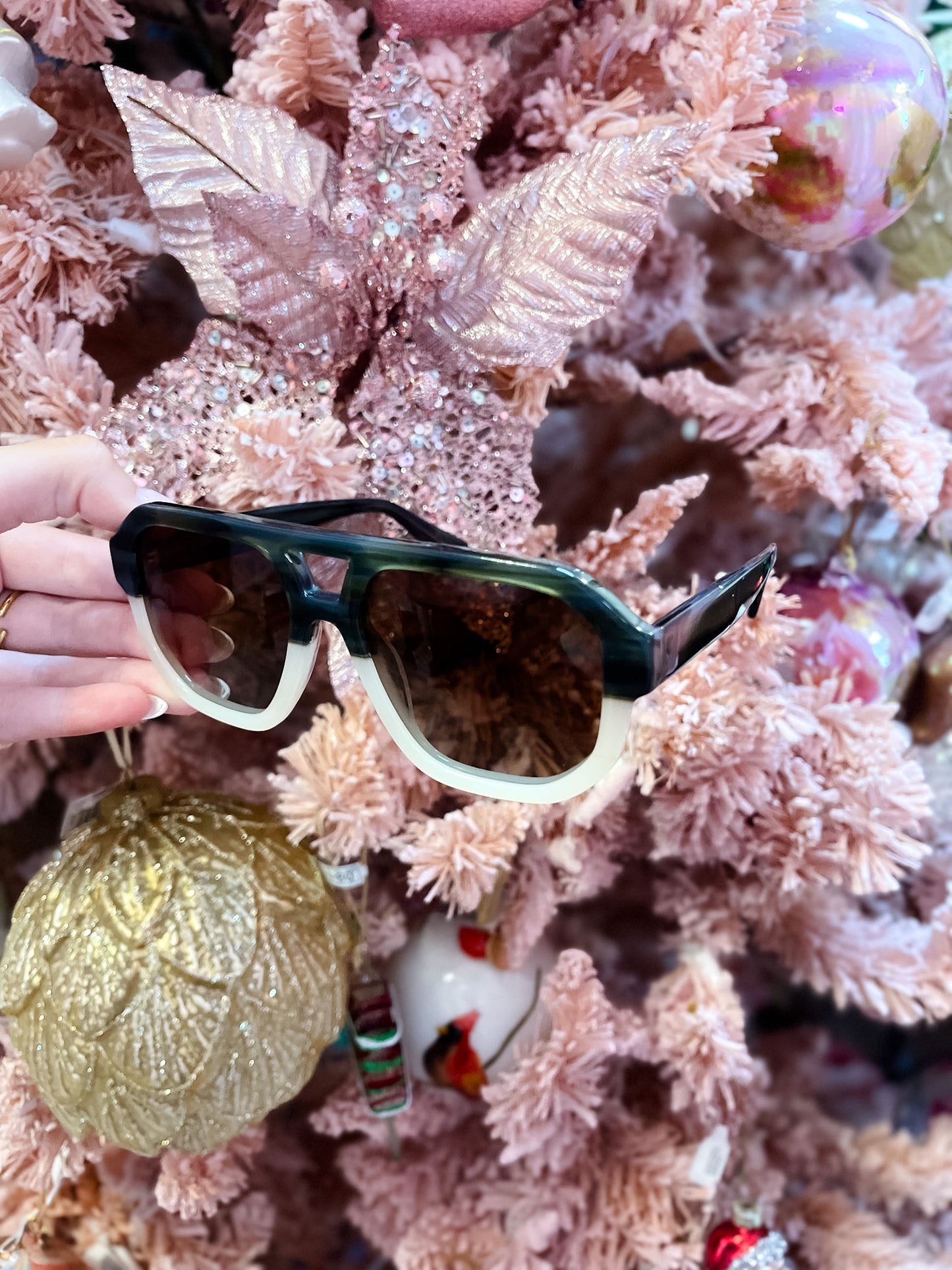 Two Tone Retro Frame Polarized Sunglasses