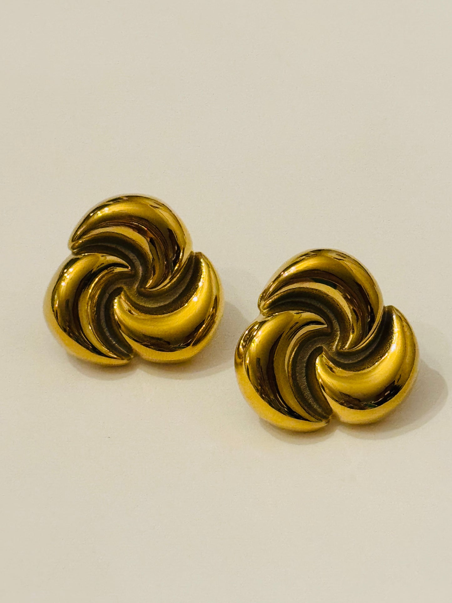 Dorothy Spiral Gold Studs