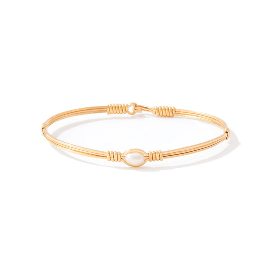 Pearl of My Heart Bracelet - 14K Gold Artist Wire