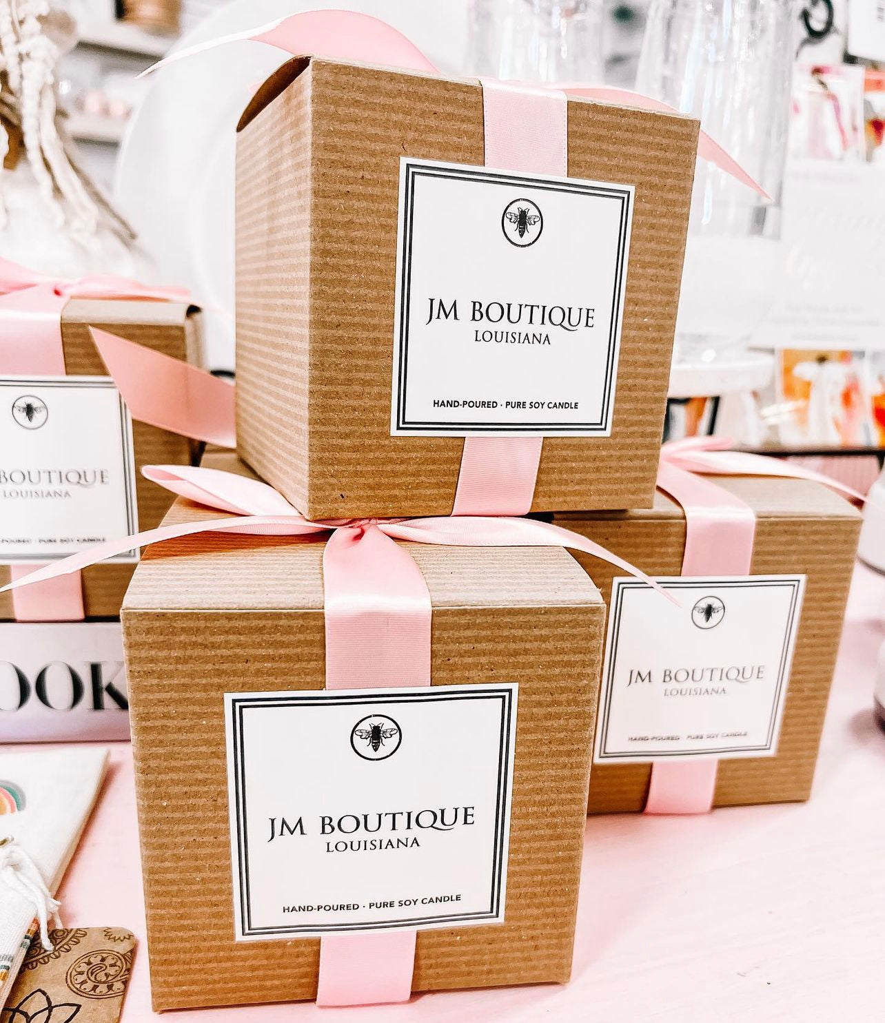 JM Boutique - White Flower, Citron & Bergamot Candle