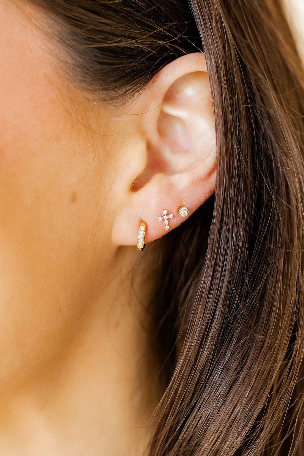 Clara Cross Gold Sparkle - Screwback Stud Earrings