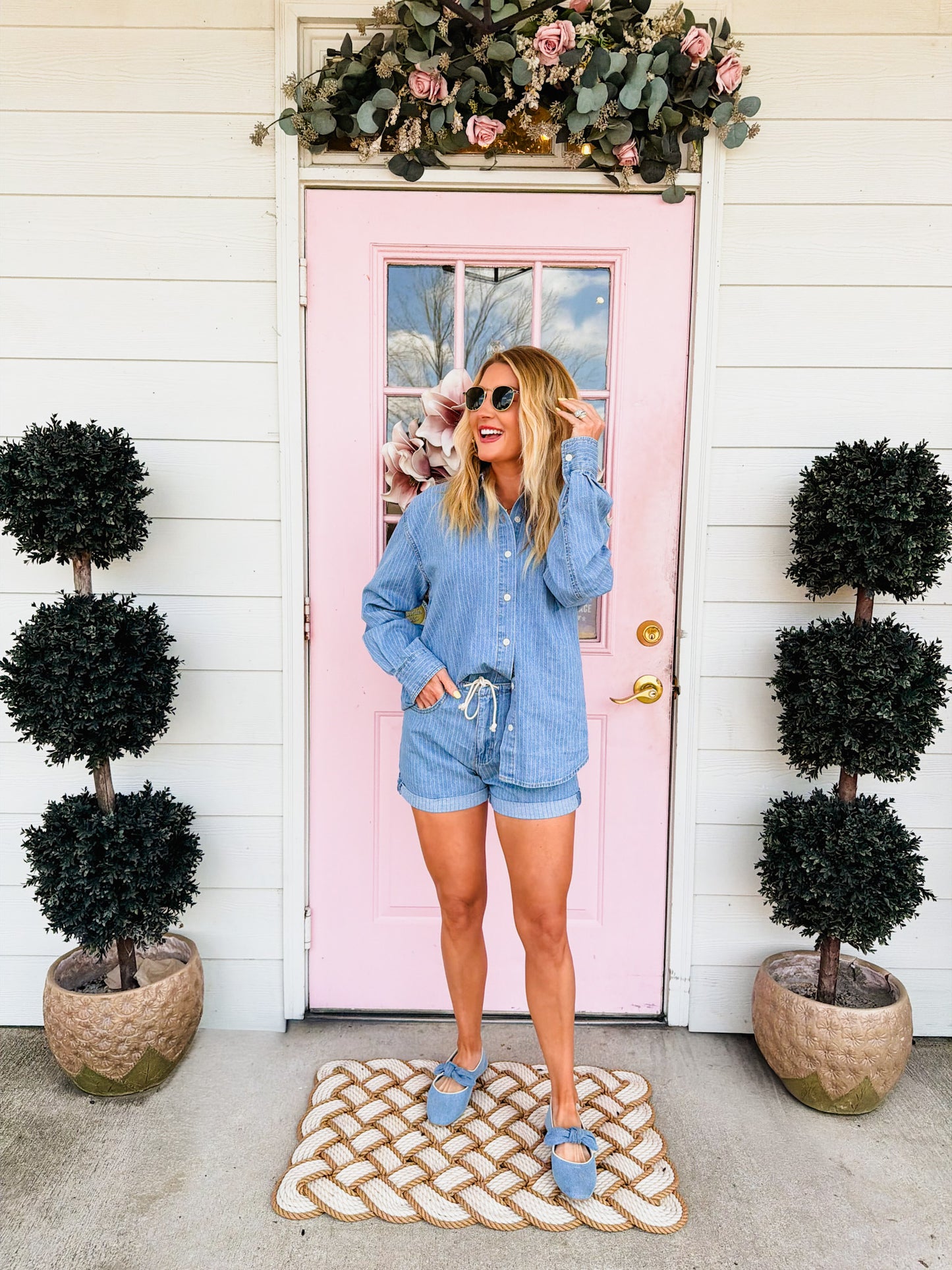 Daze Maddie Mid Rise Short - Whismy