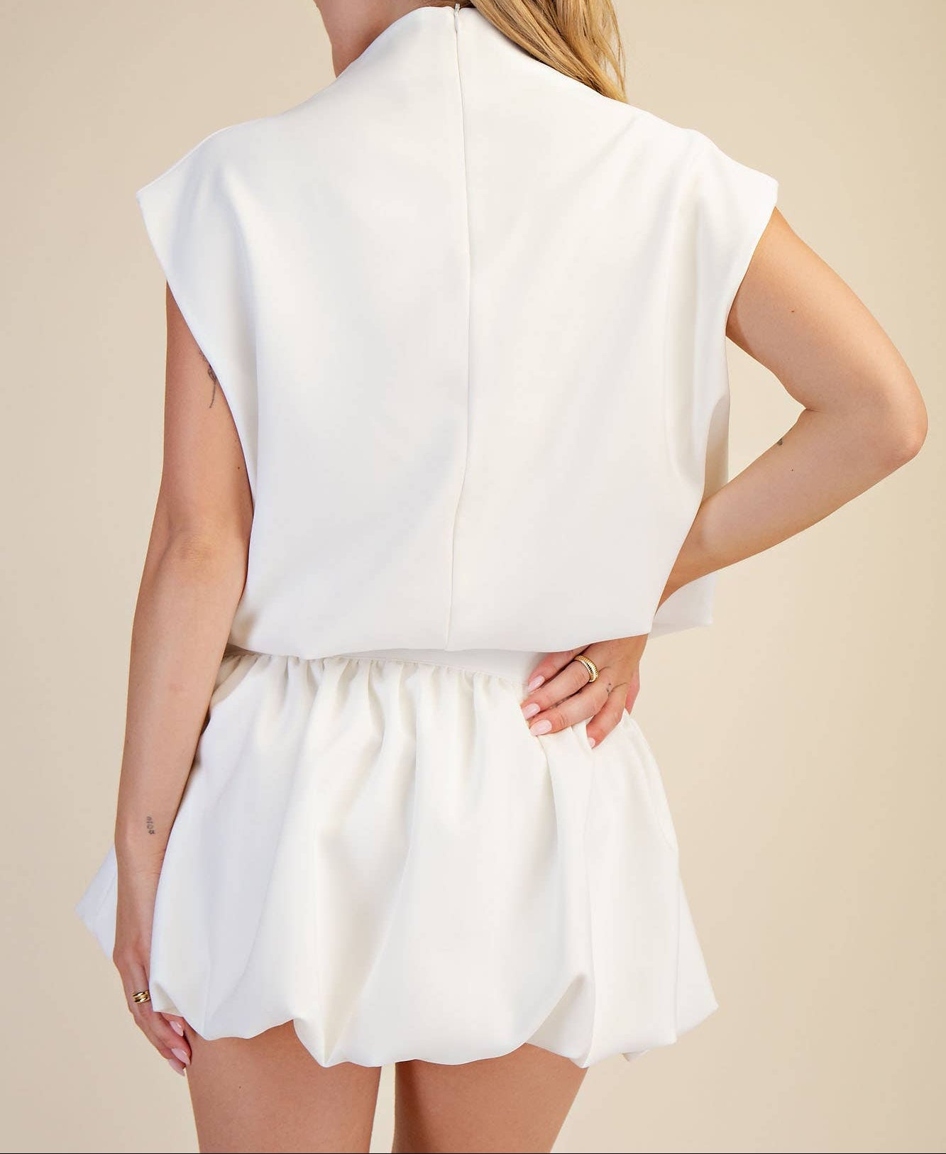 Day Dream Mock Neck Balloon Top - Ivory