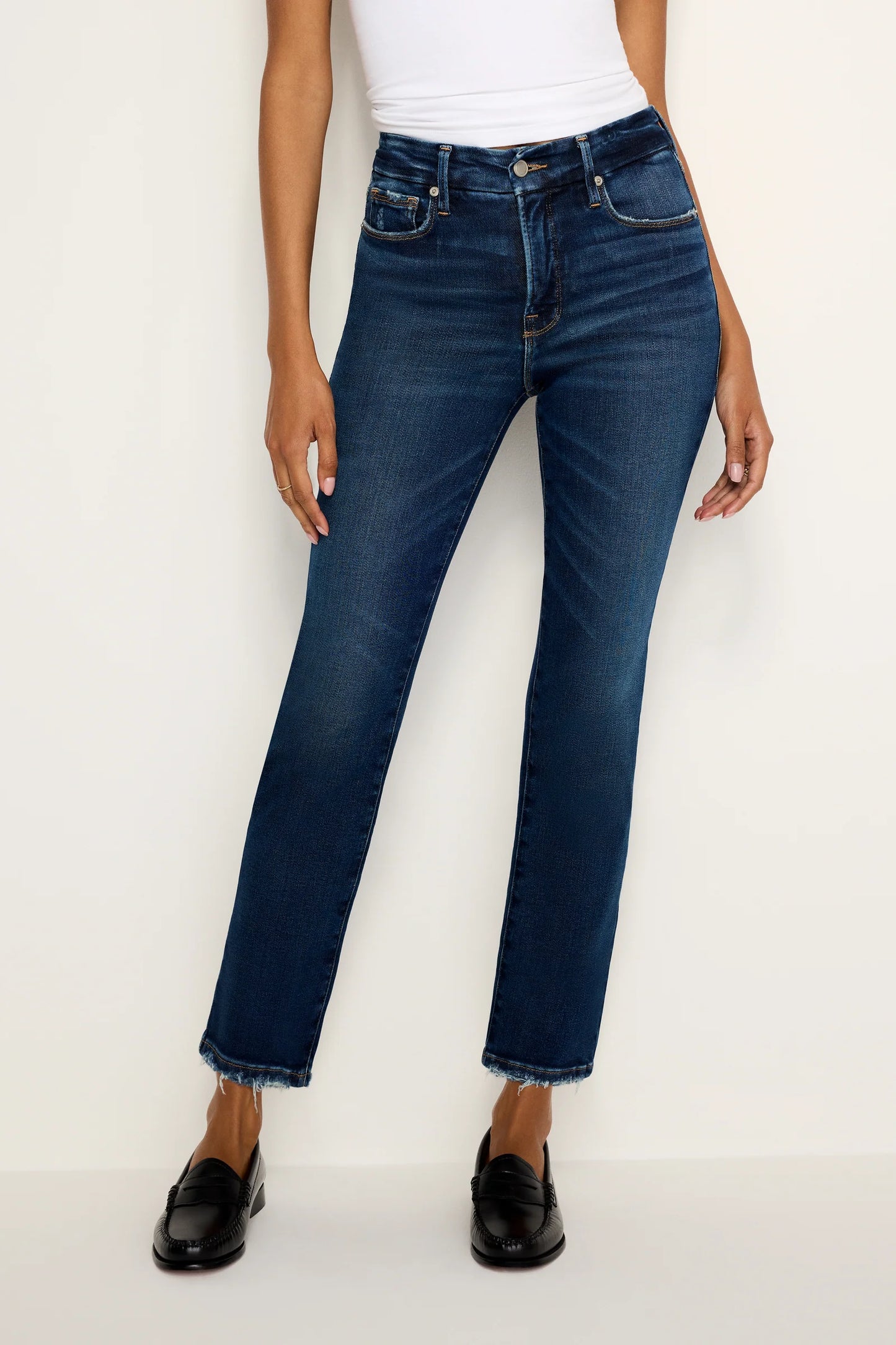 Good American Soft Tech Good Legs Straight Jeans - Indigo
