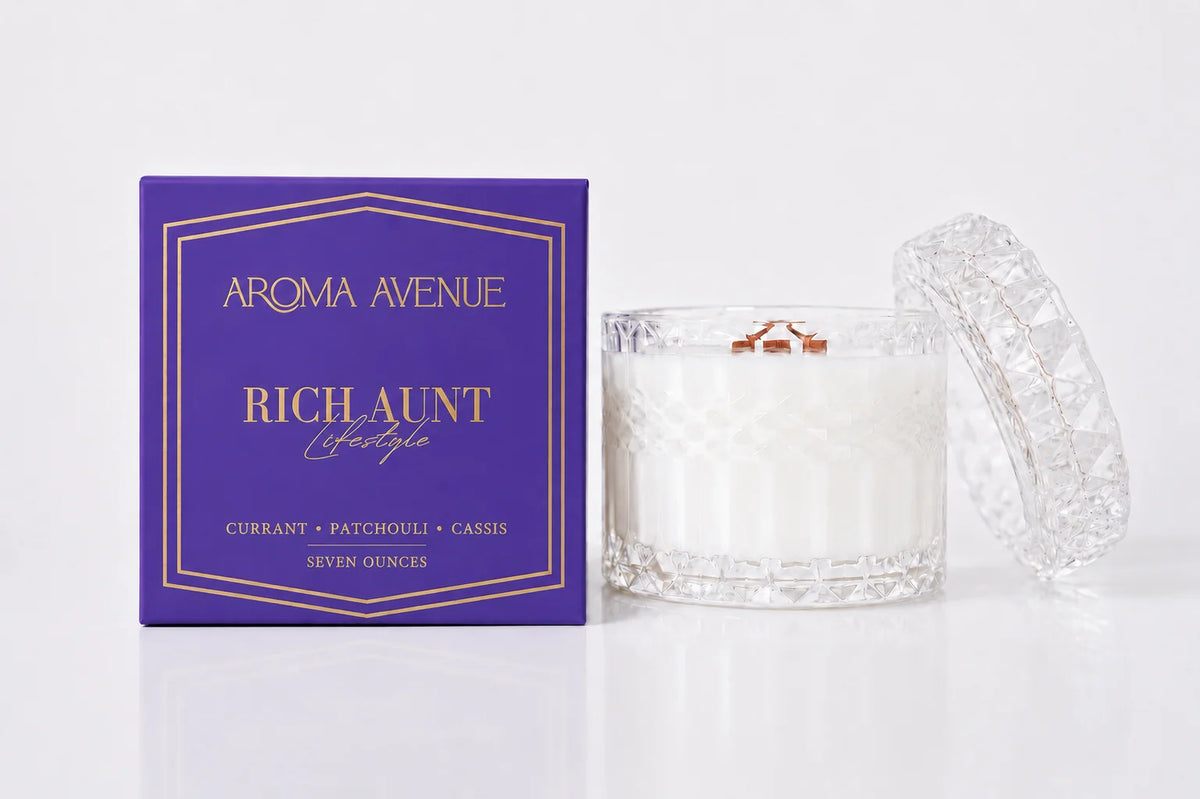 Aroma Avenue 7oz. Candle - Rich Aunt