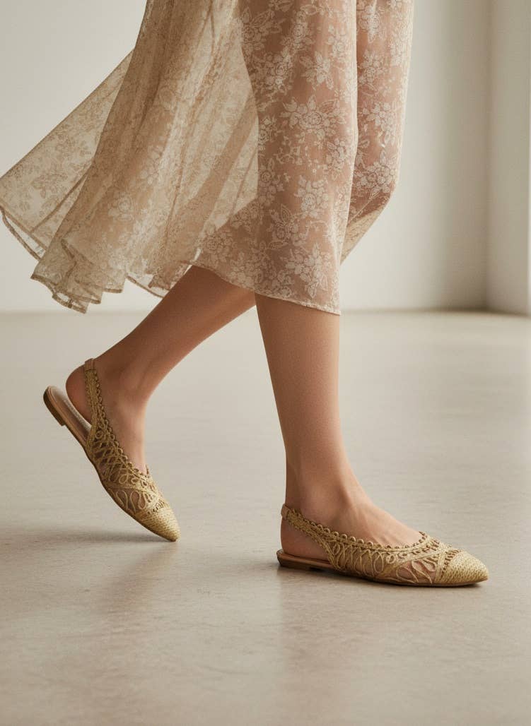 NOTEBOOK-07 Woven Raffia Sling Back - Natural