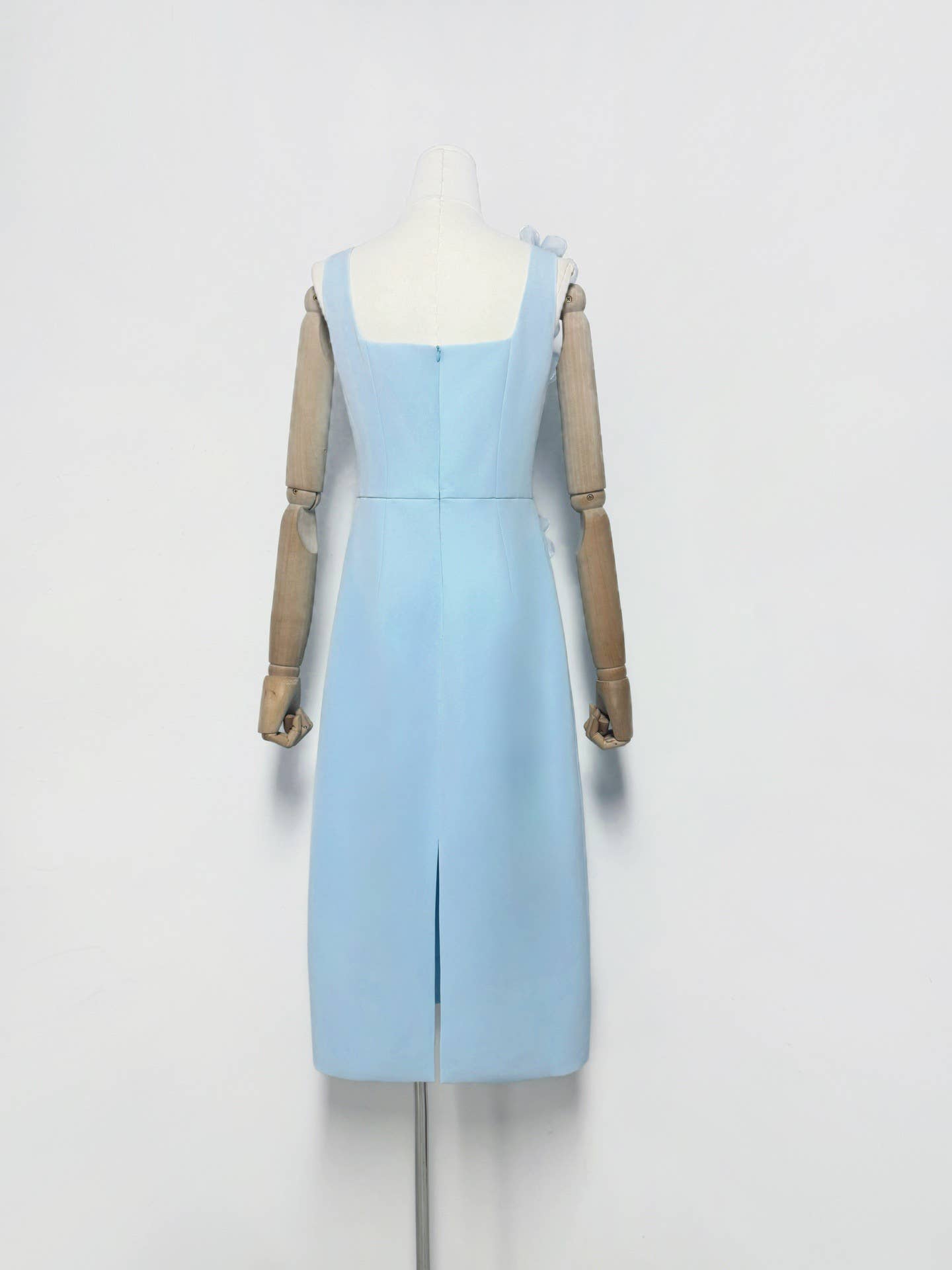 Give Grace Hand-Studded Floral Appliqué Midi Dress - Blue