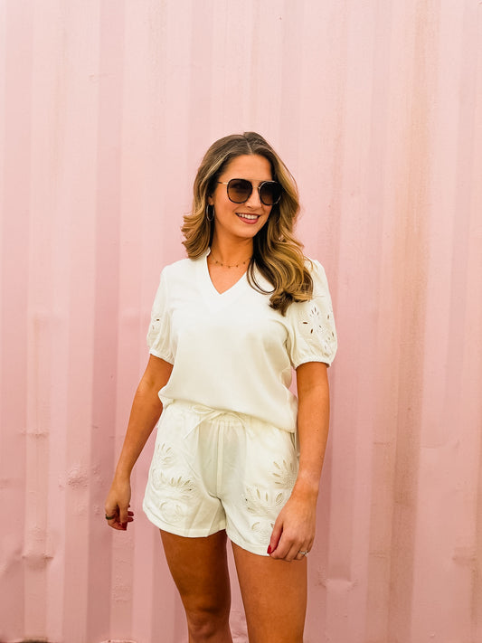 Elan Elastic Waist Eyelet Short - White