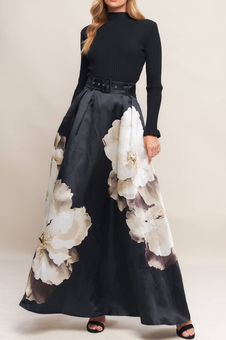 Dramatic Exit Printed Maxi Skirt - Black