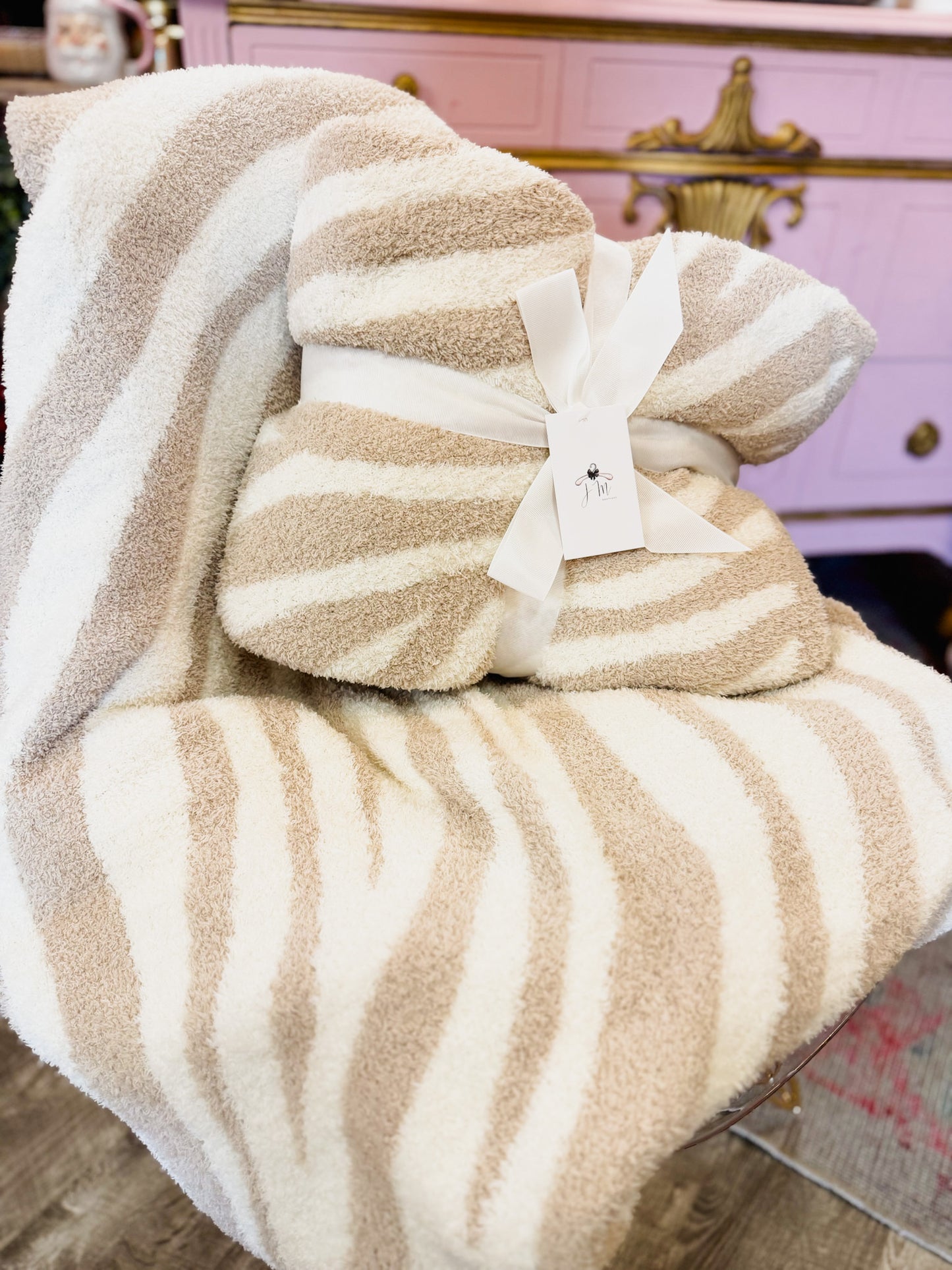 * SPECIAL DROP * BLACK FRIDAY BLANKET - TIGER STRIPE