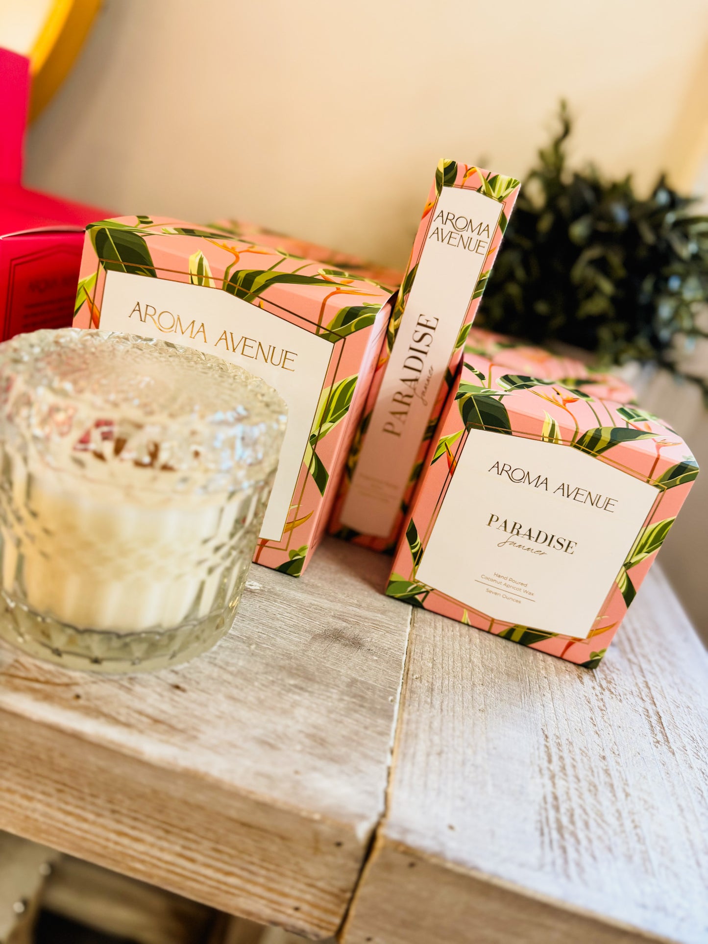 Aroma Avenue 13oz. Candle - Paradise