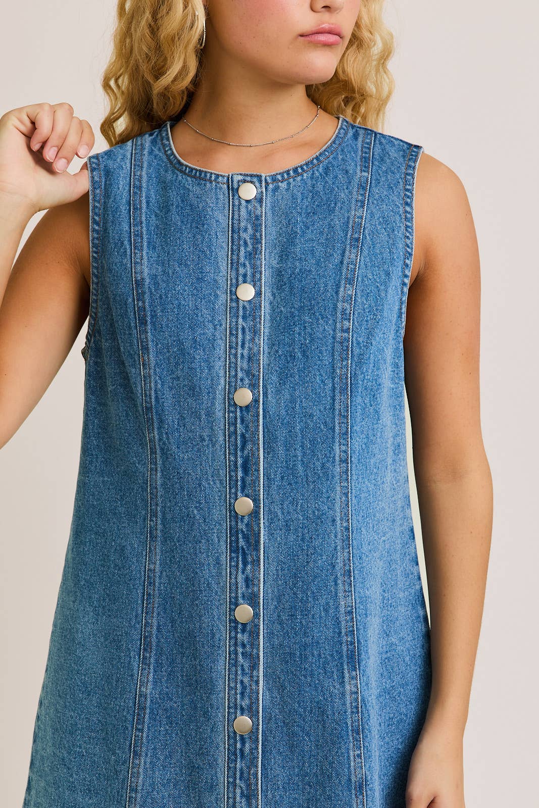 Sing-A-Long Sleeveless Round Neck Button Down Denim Dress - Blue