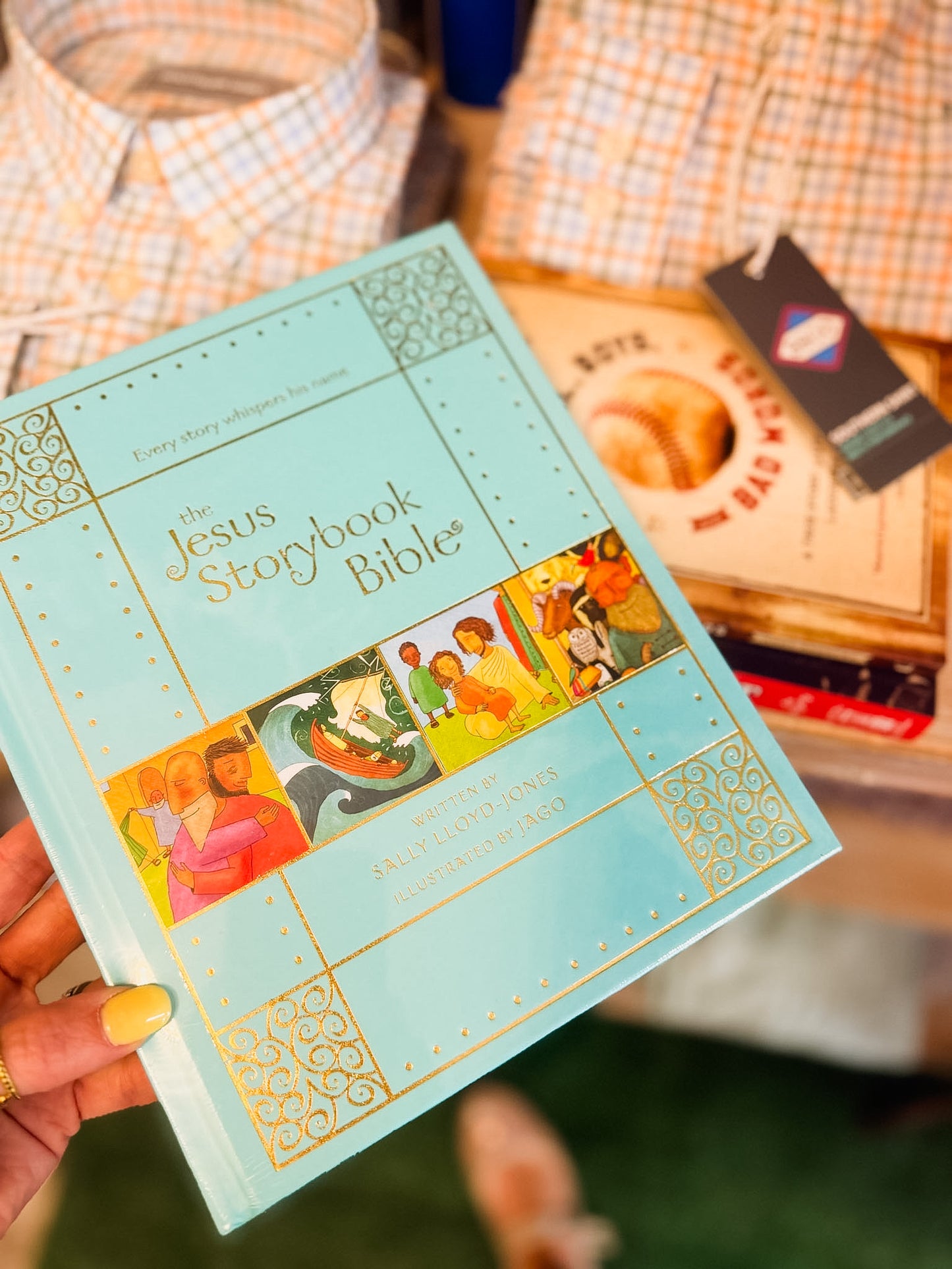 The Jesus Storybook Bible Gift Edition: Every Story Whispers His Name