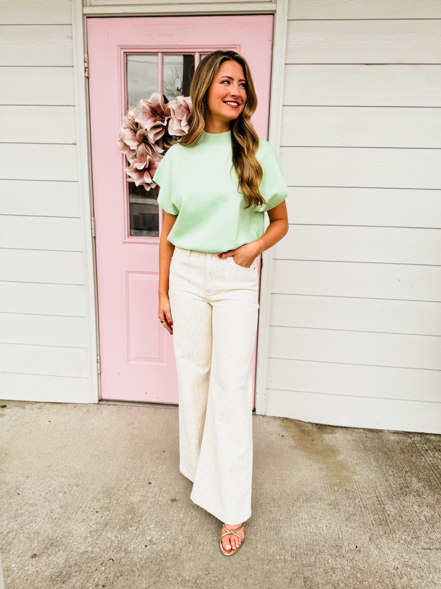 Must Have Mock Neck Short Sleeve Top - Mint