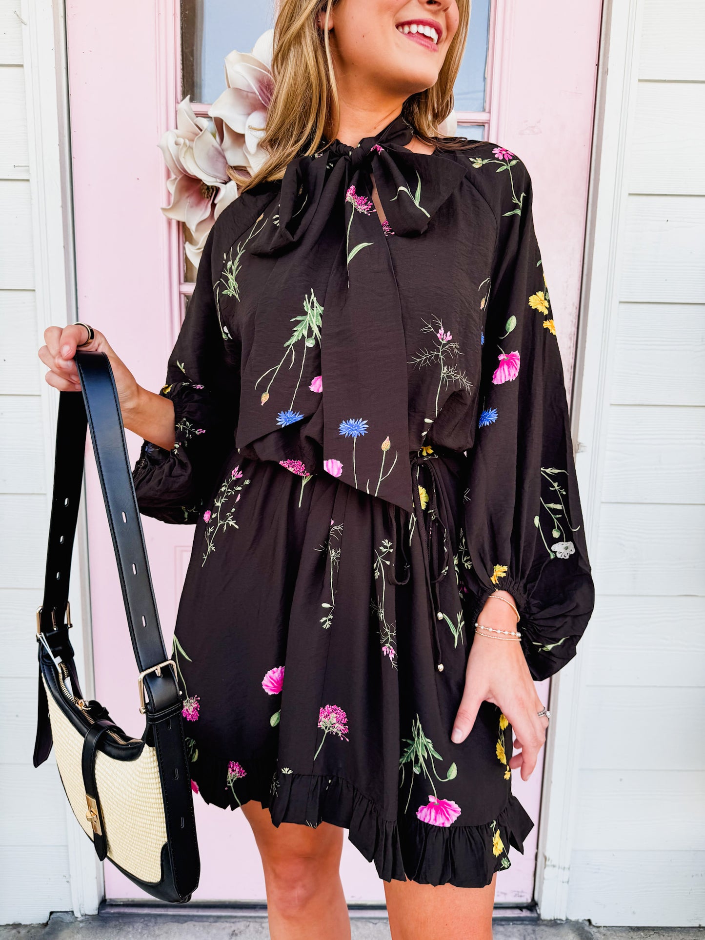 Full Bloom Floral V-Neck Long Sleeve Dress - Black