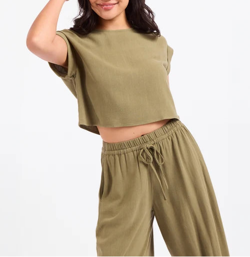 Sugarloaf Cuffed Top - Olive