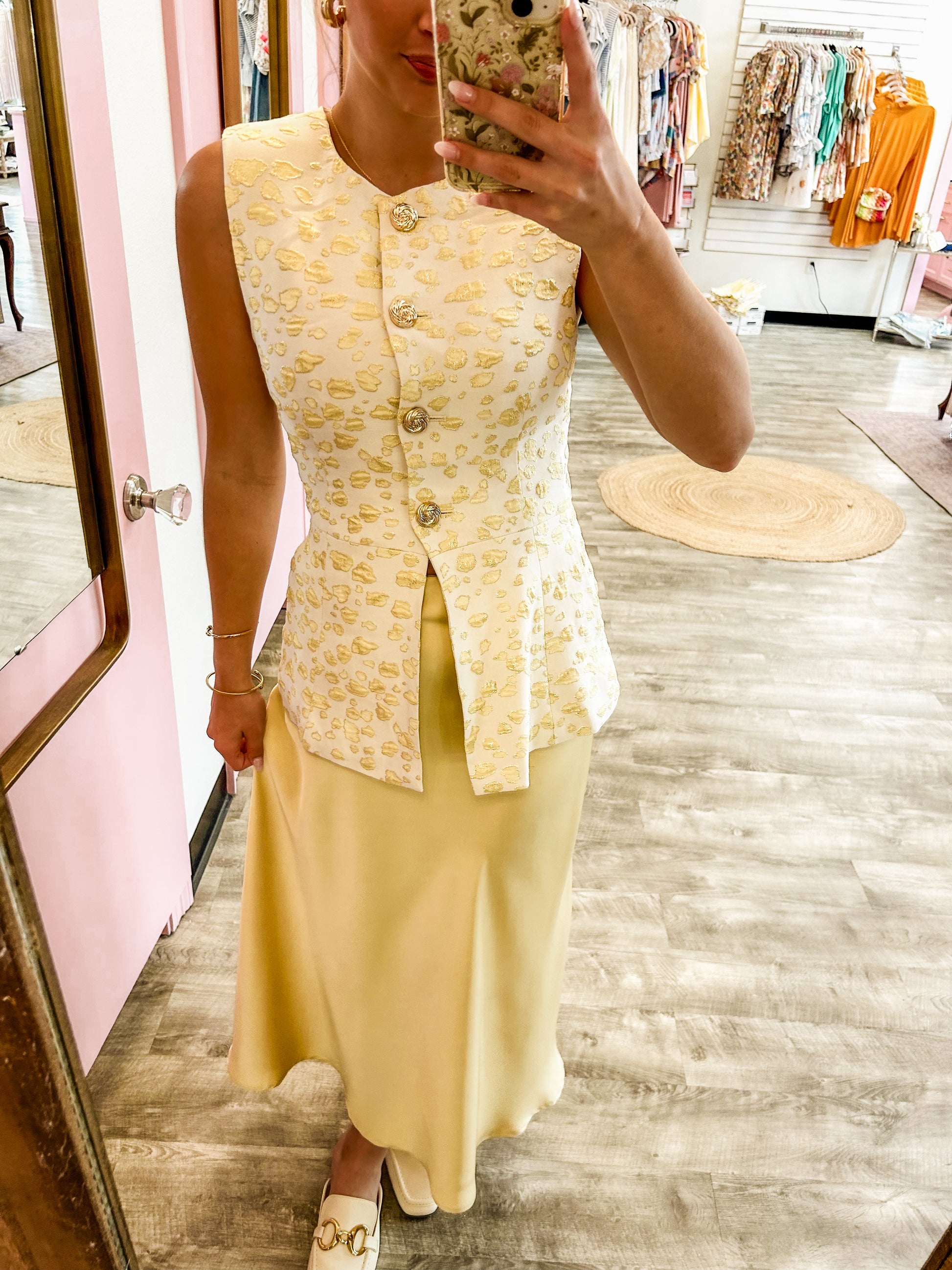 That's Life Abstract Pattern Jacqard Gold Accented Vest - Lemon