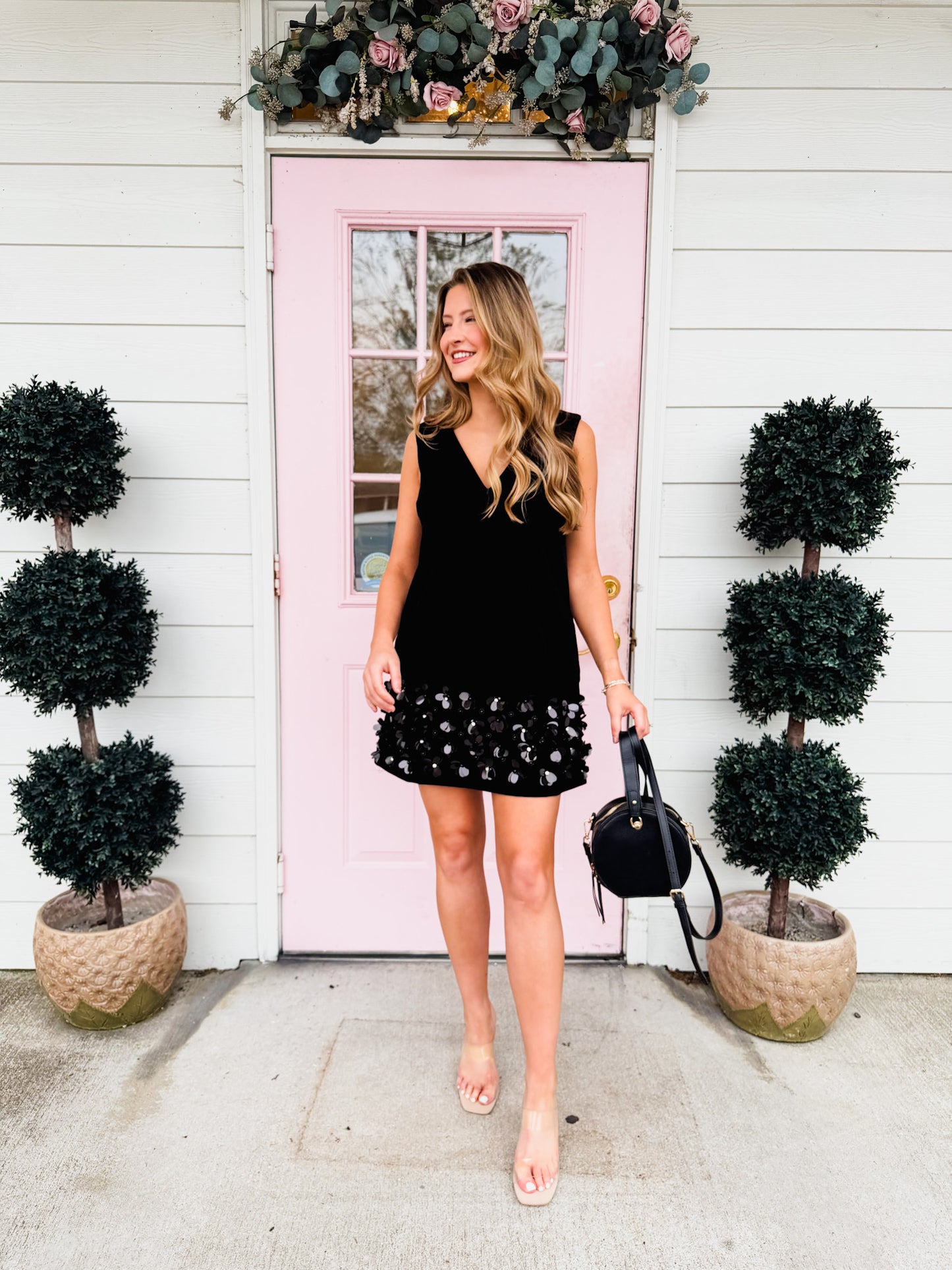 Easy to See 3D Floral Sequins Mini Dress - Black