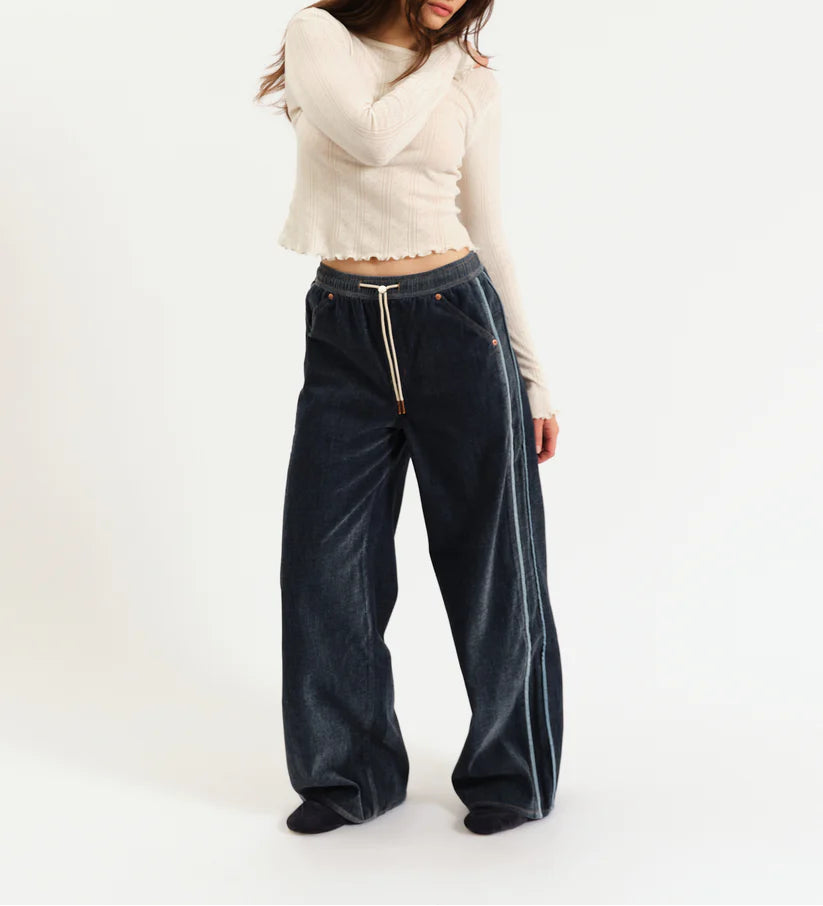 Daze The Cozy Jean Wide Leg Pull On - Sky Whisper