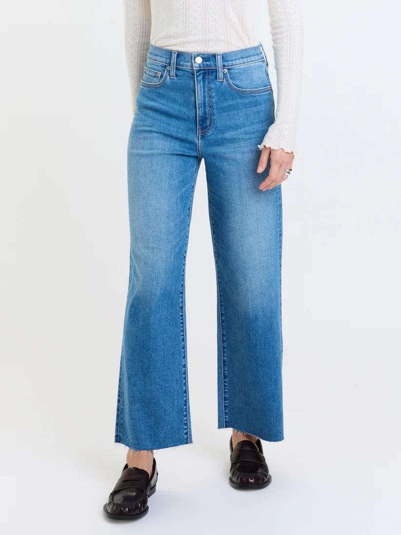 Daze Pleaser High Rise Denim - Wavy