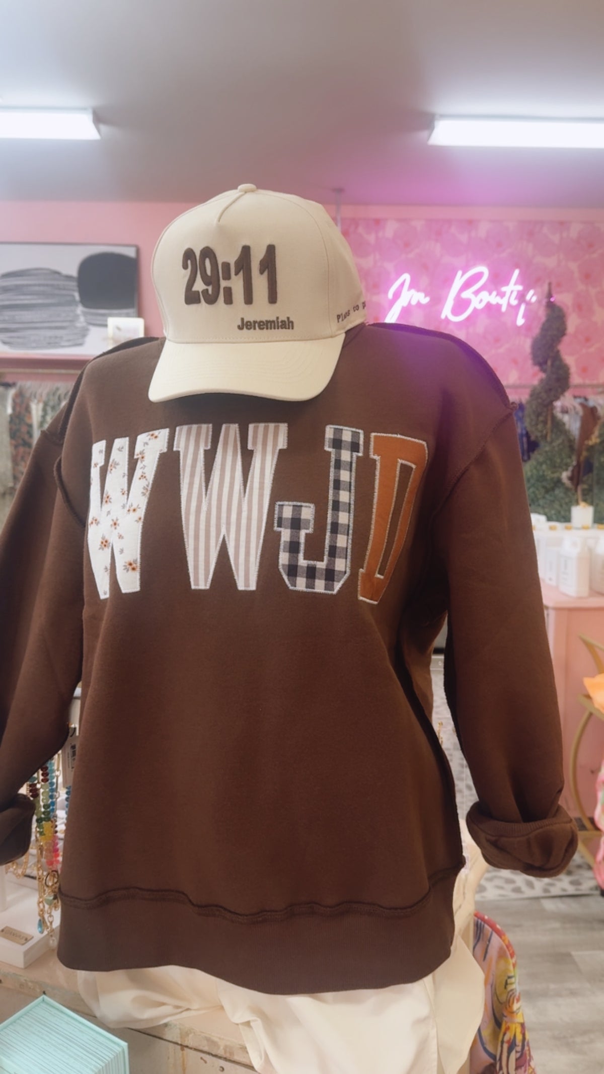 WWJD Mixed Pattern Embroidered Patch Graphic Mock Neck Sweatshirt - Coffee