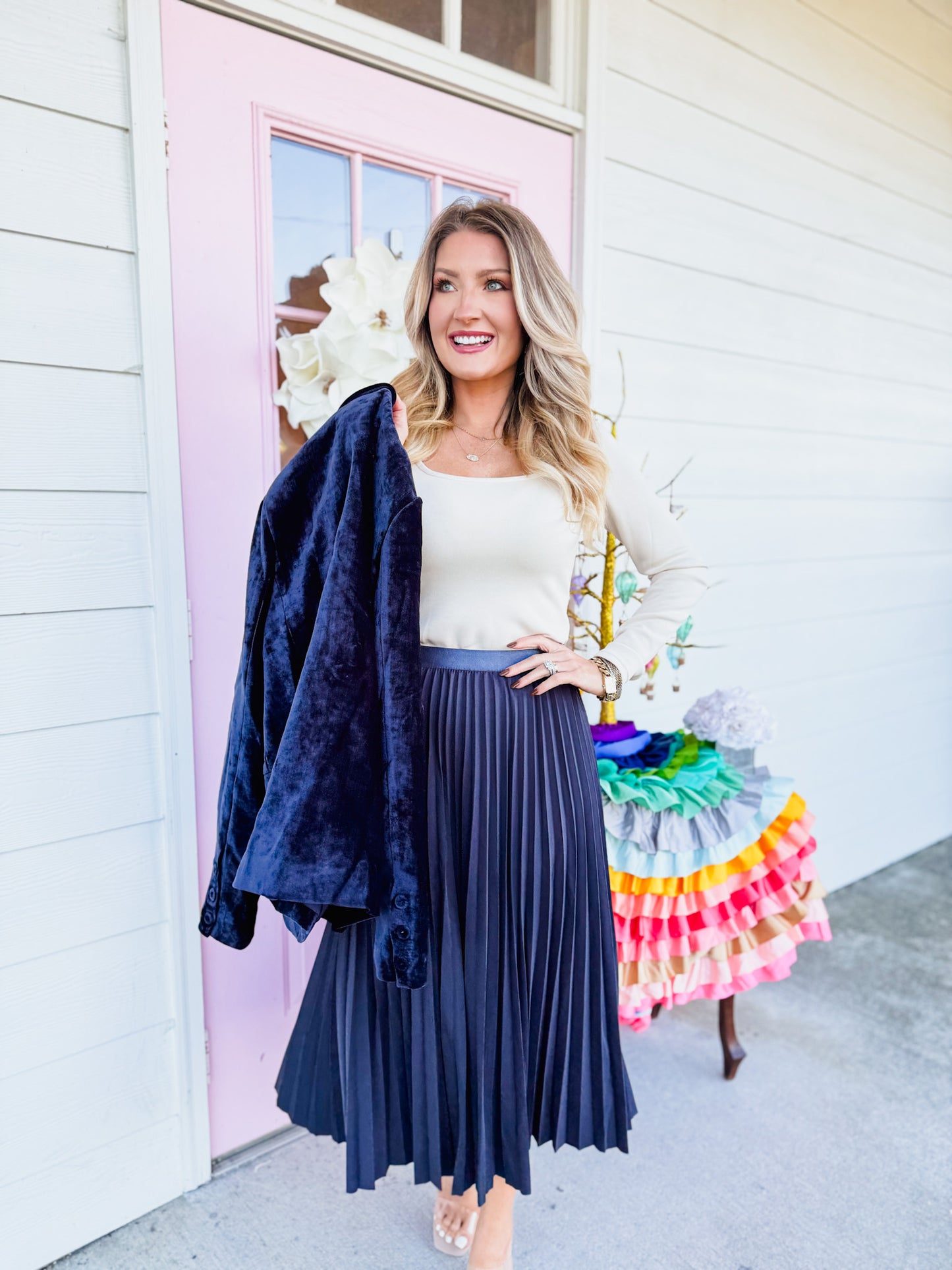 Full Of Charm Pleated Midi Skirt - Navy