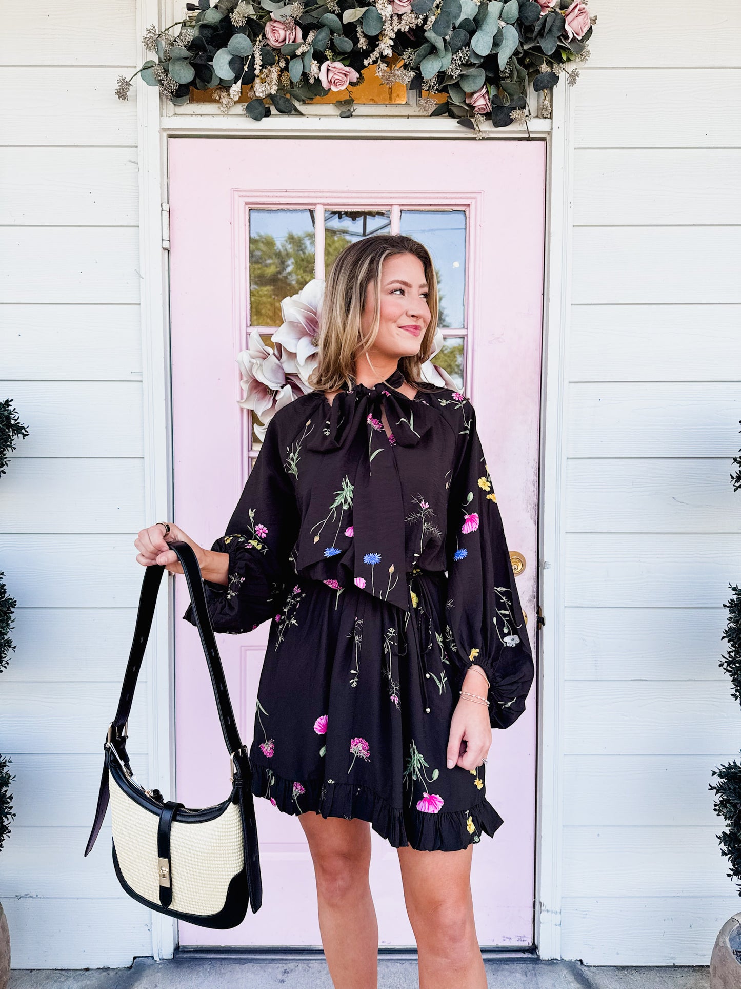 Full Bloom Floral V-Neck Long Sleeve Dress - Black