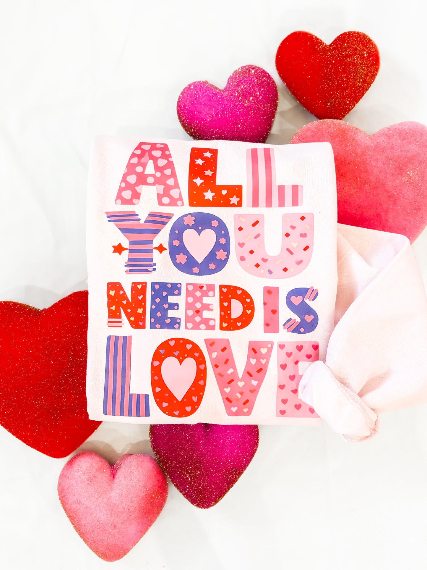 All You Need Is Love Sweatshirt - Light Pink