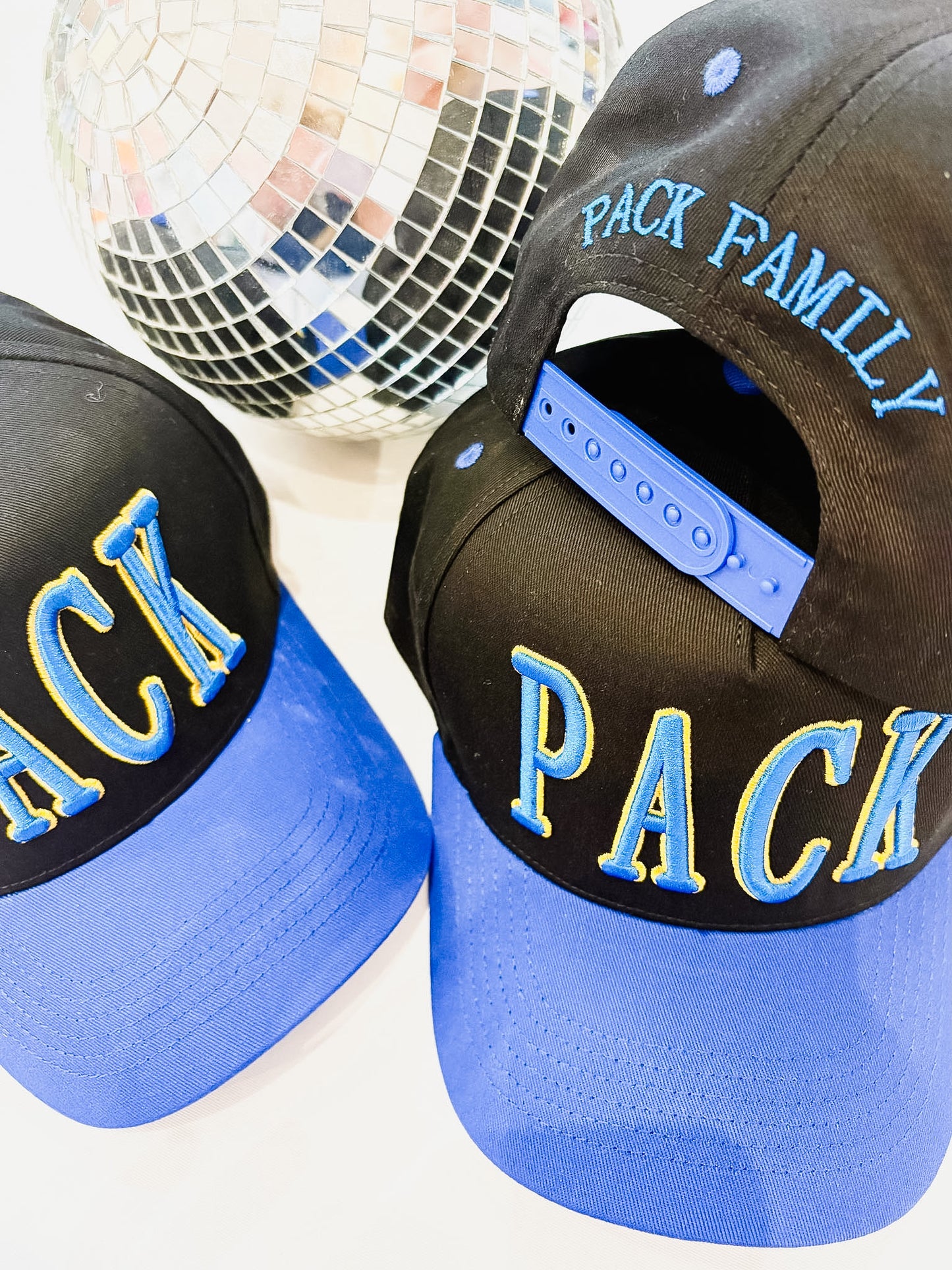 Pack Baseball Snapback Hat