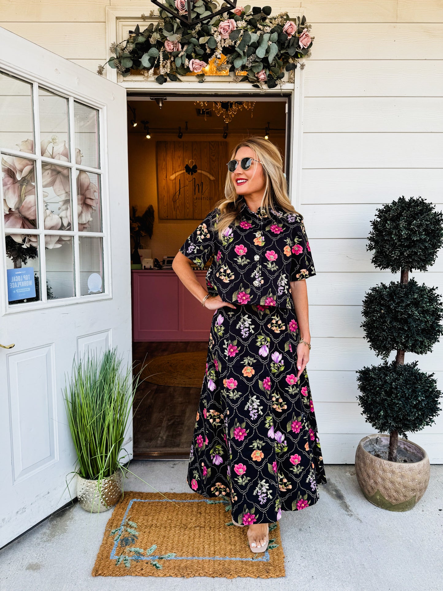 Love Note Floral Print Midi Skirt - Black