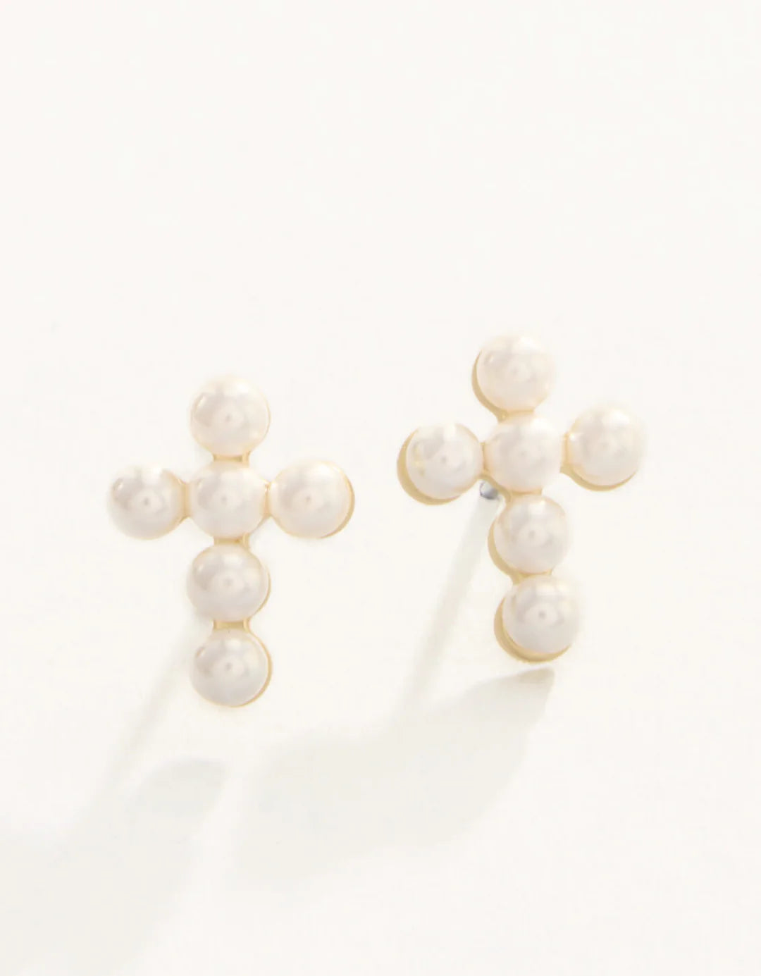 Sea La Vie Have Faith Pearl Cross Stud Earrings by Spartina 449