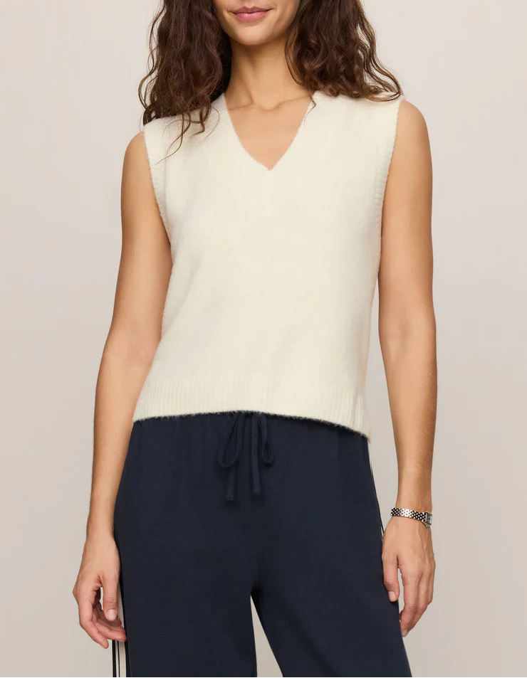 Z Supply Classic Act Sweater Vest - Sandstone