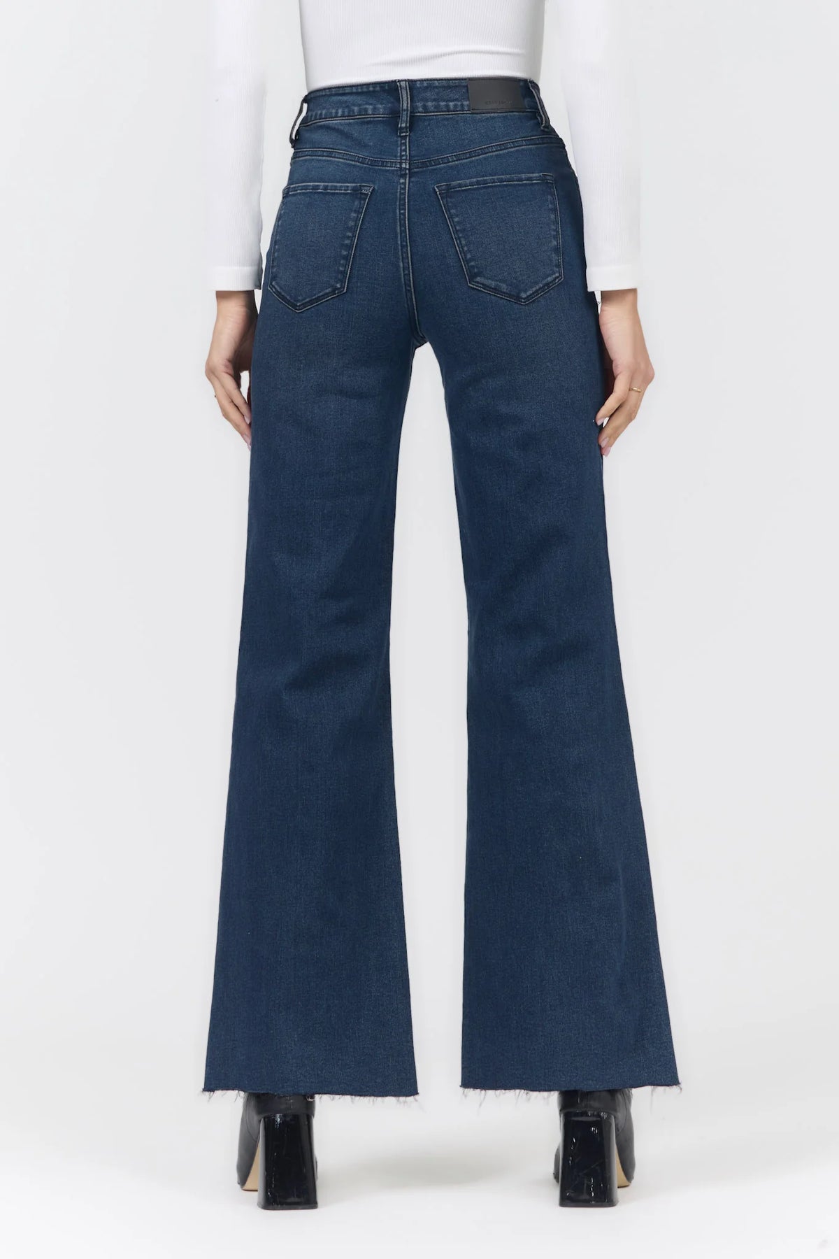 Dear John Fiona Wide Leg Jean - Callaway