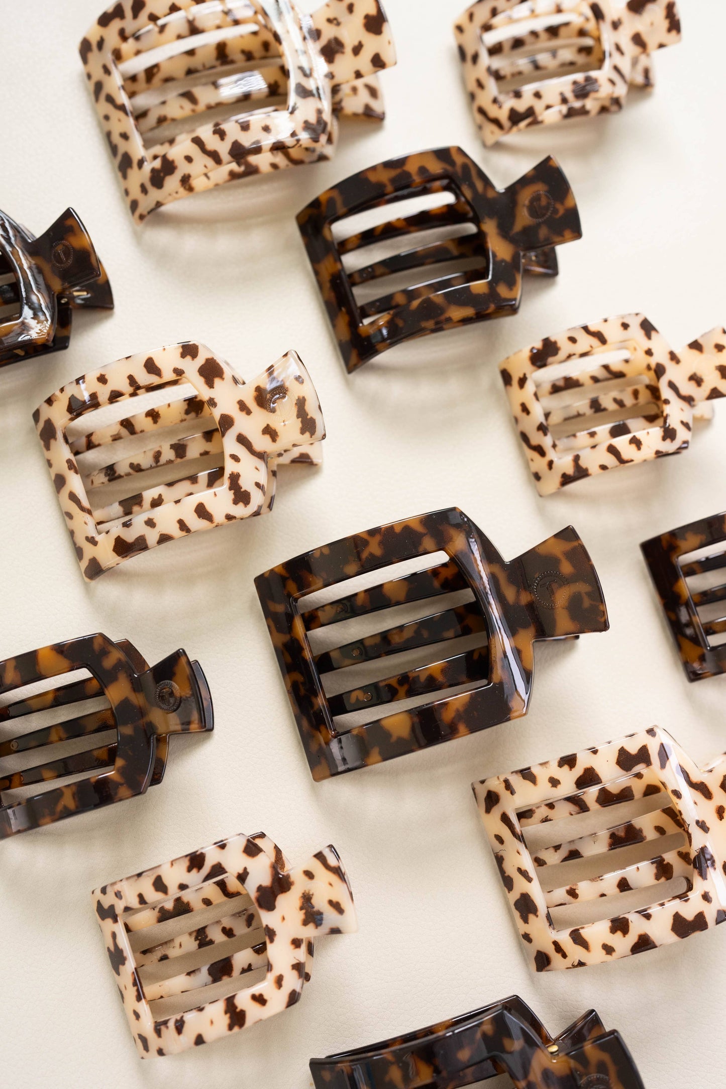 Teleties Square Flat Hair Clip | Large | Blonde Tortoise