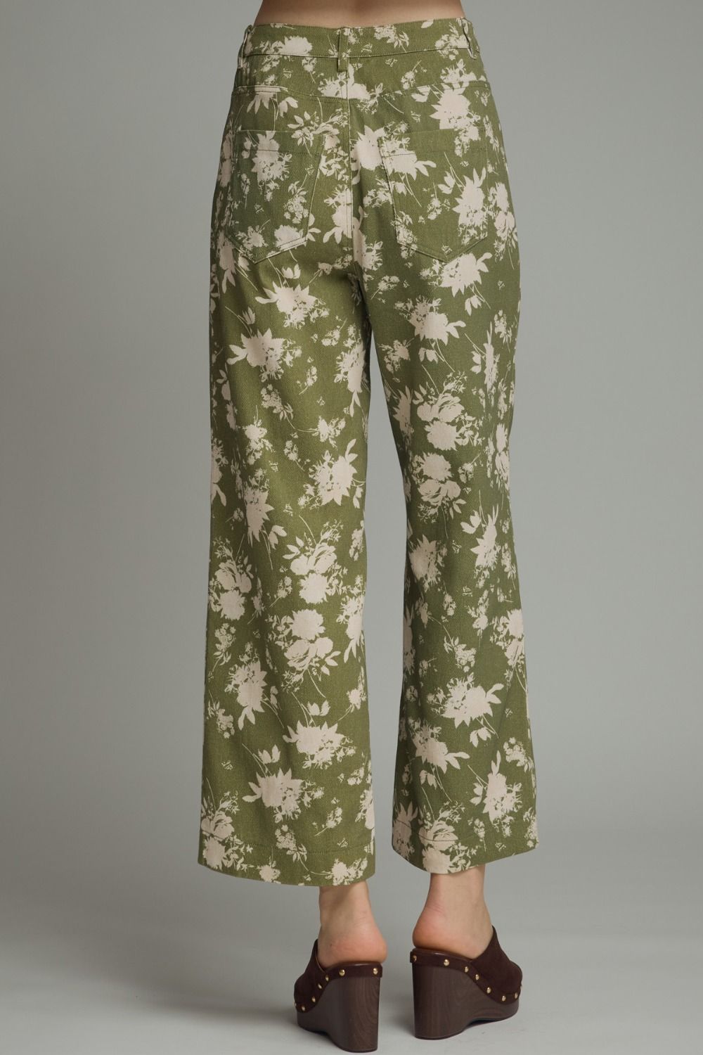 Good Company Floral Pant - Olive