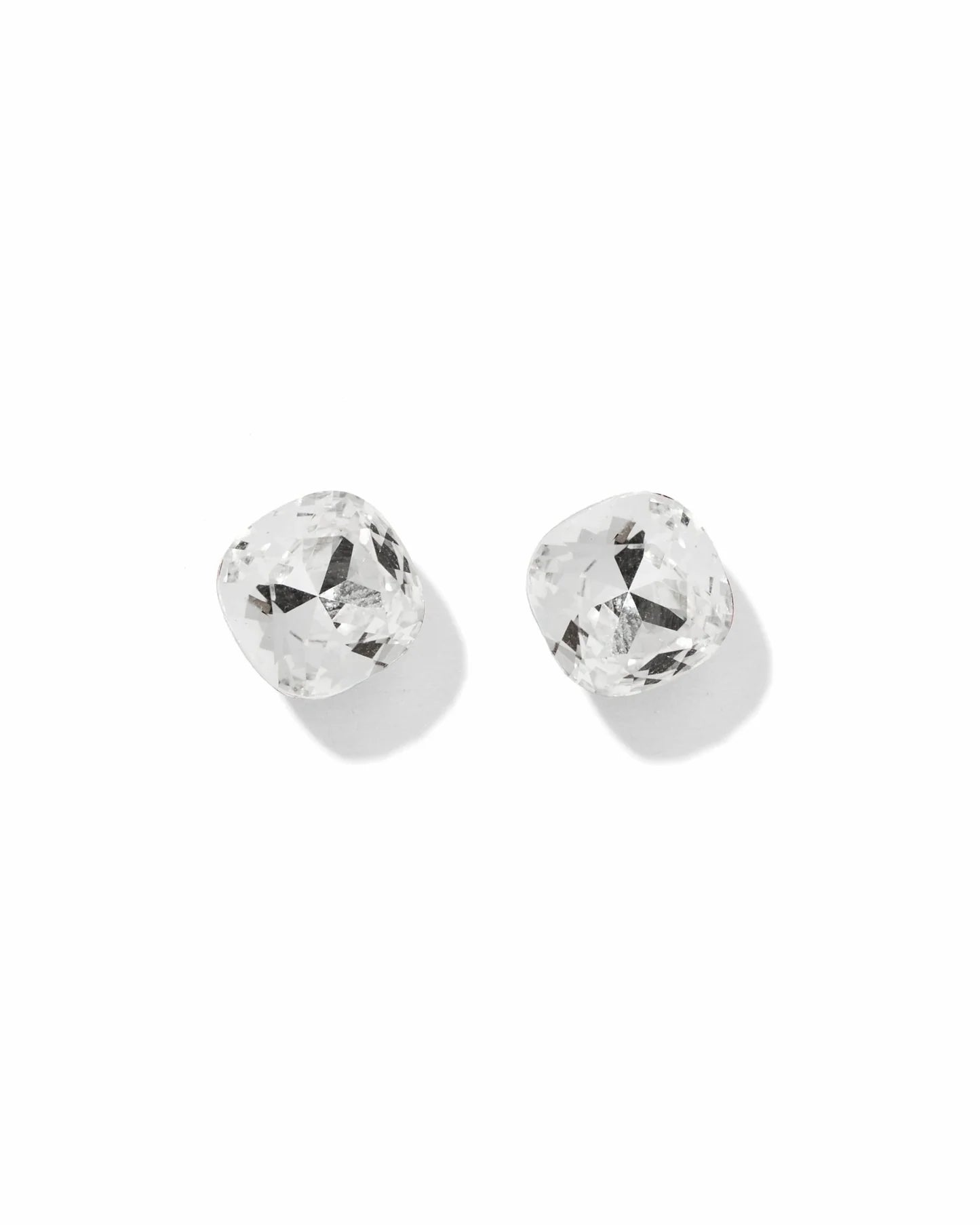 Kit Clear - Screwback Stud Earrings Lux