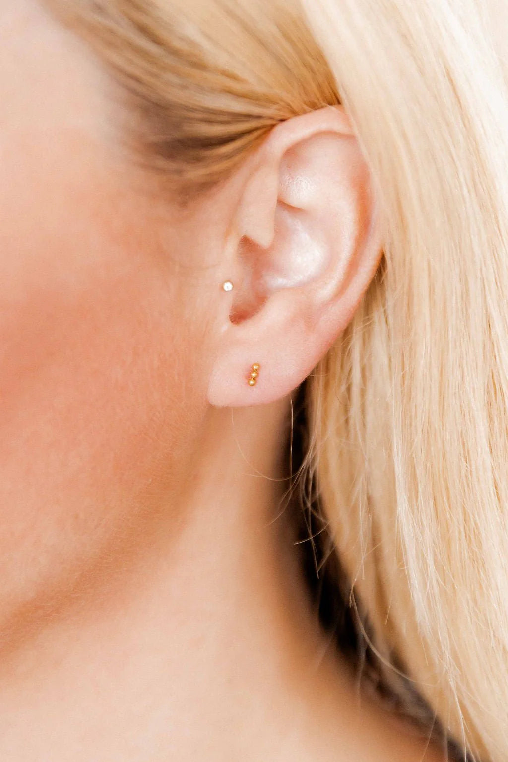 Micro Tally Gold - Screwback Stud Earrings